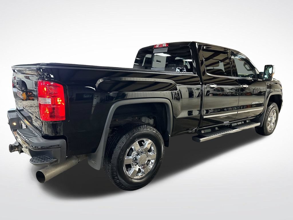 Used 2017 GMC Sierra 3500 Denali w/ Duramax Plus Package AWD/4WD image 5