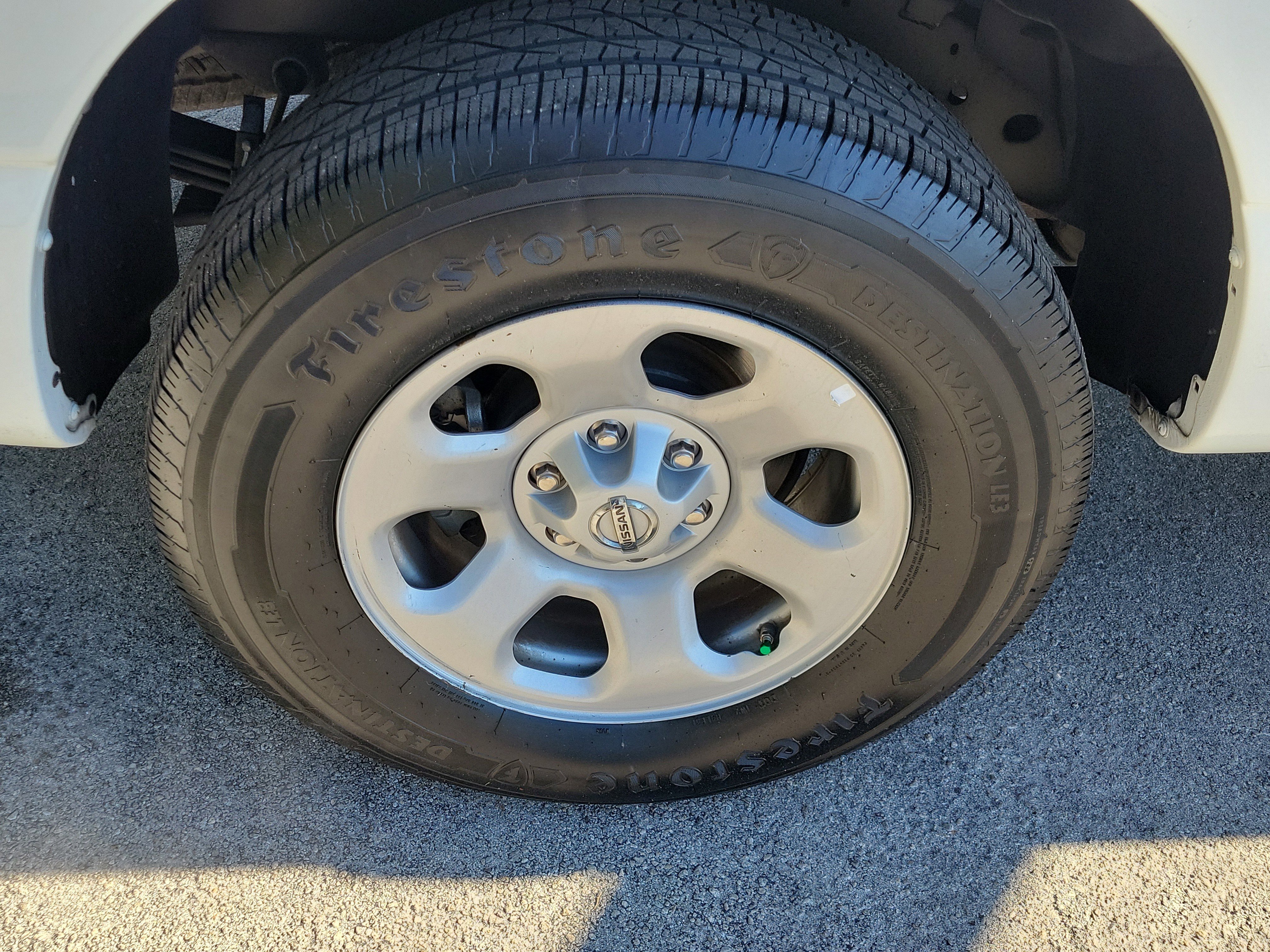 Used 2022 Nissan Titan S image 9