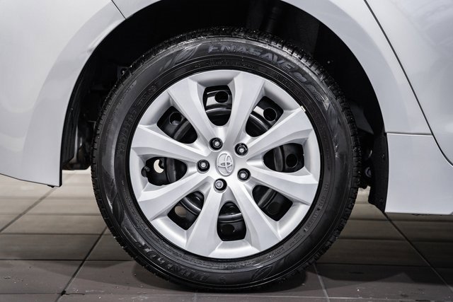 Used 2024 Toyota Corolla LE image 13