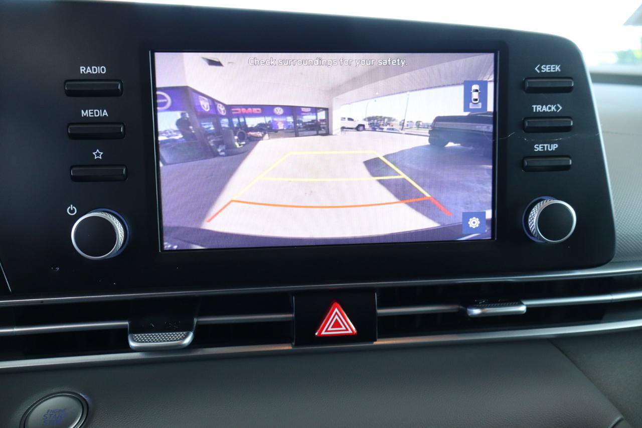 Used 2023 Hyundai Elantra SEL FWD image 25