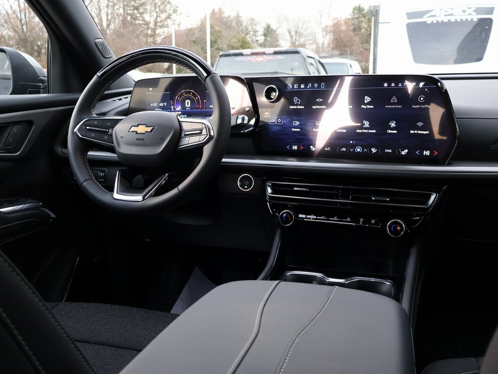 New 2026 Chevrolet Traverse LT image 25