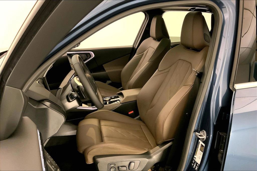 Certified 2025 BMW X3 xDrive30i image 13