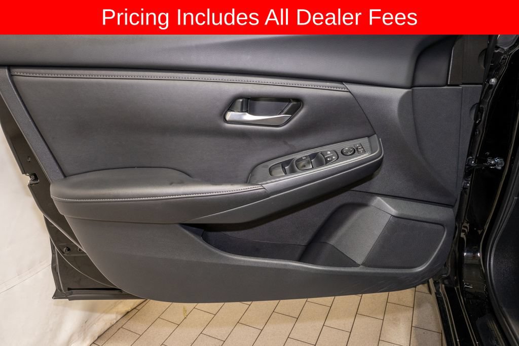 Used 2025 Nissan Sentra SV w/ All-Weather Package FWD image 11