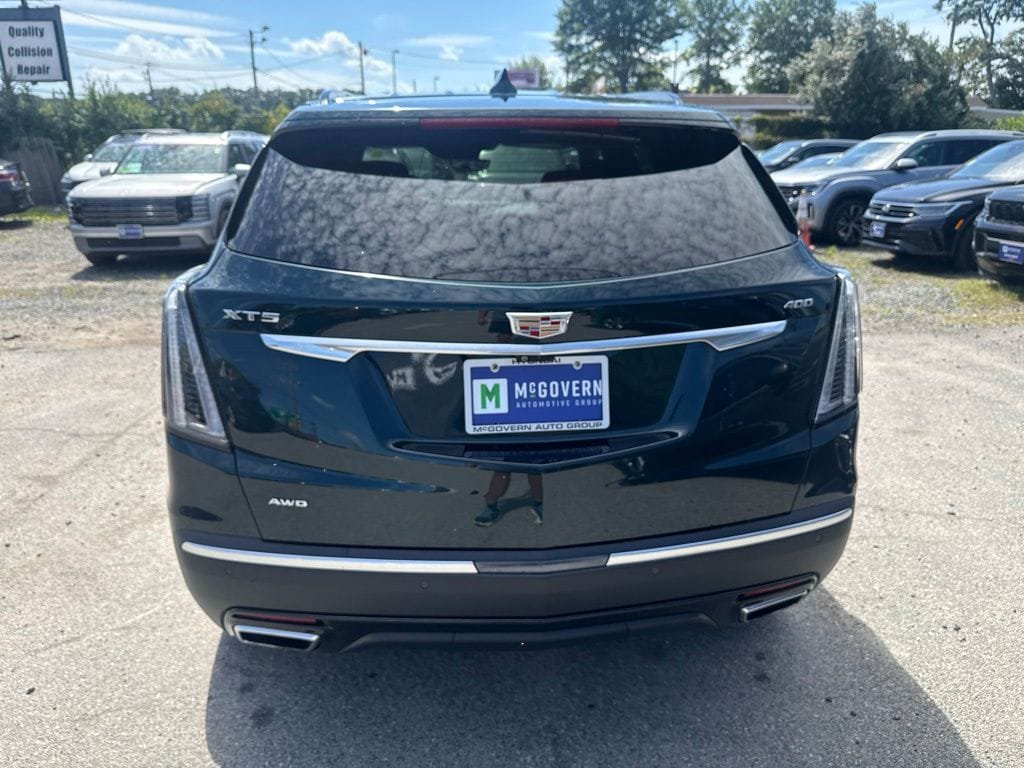 Used 2024 Cadillac XT5 Sportv w/ Technology Package AWD/4WD image 7