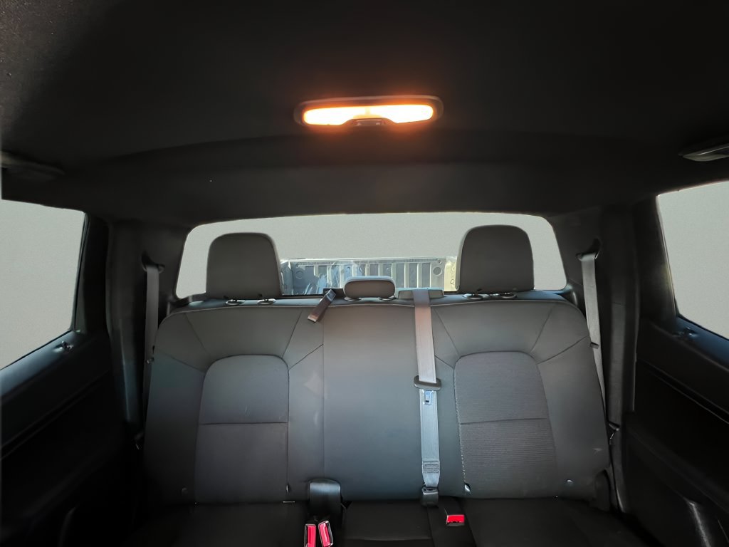 Used 2023 Chevrolet Colorado LT RWD image 17