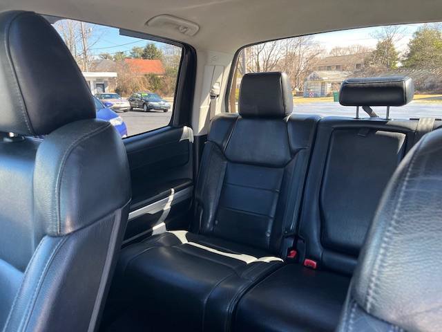 Used 2014 Toyota Tundra Limited w/ Limited Premium Package AWD/4WD image 8
