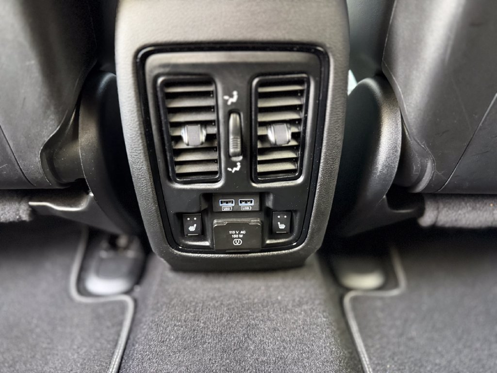 Used 2021 Dodge Durango SRT w/ Technology Group AWD/4WD image 29