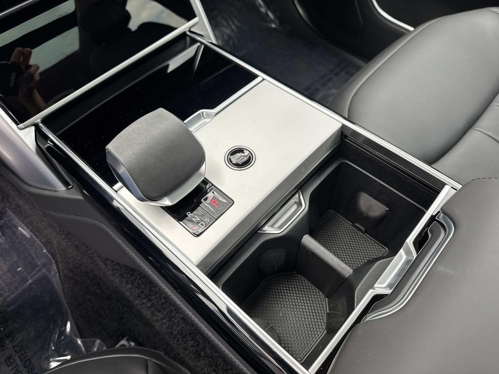 New 2026 Land Rover Range Rover SE AWD/4WD image 27