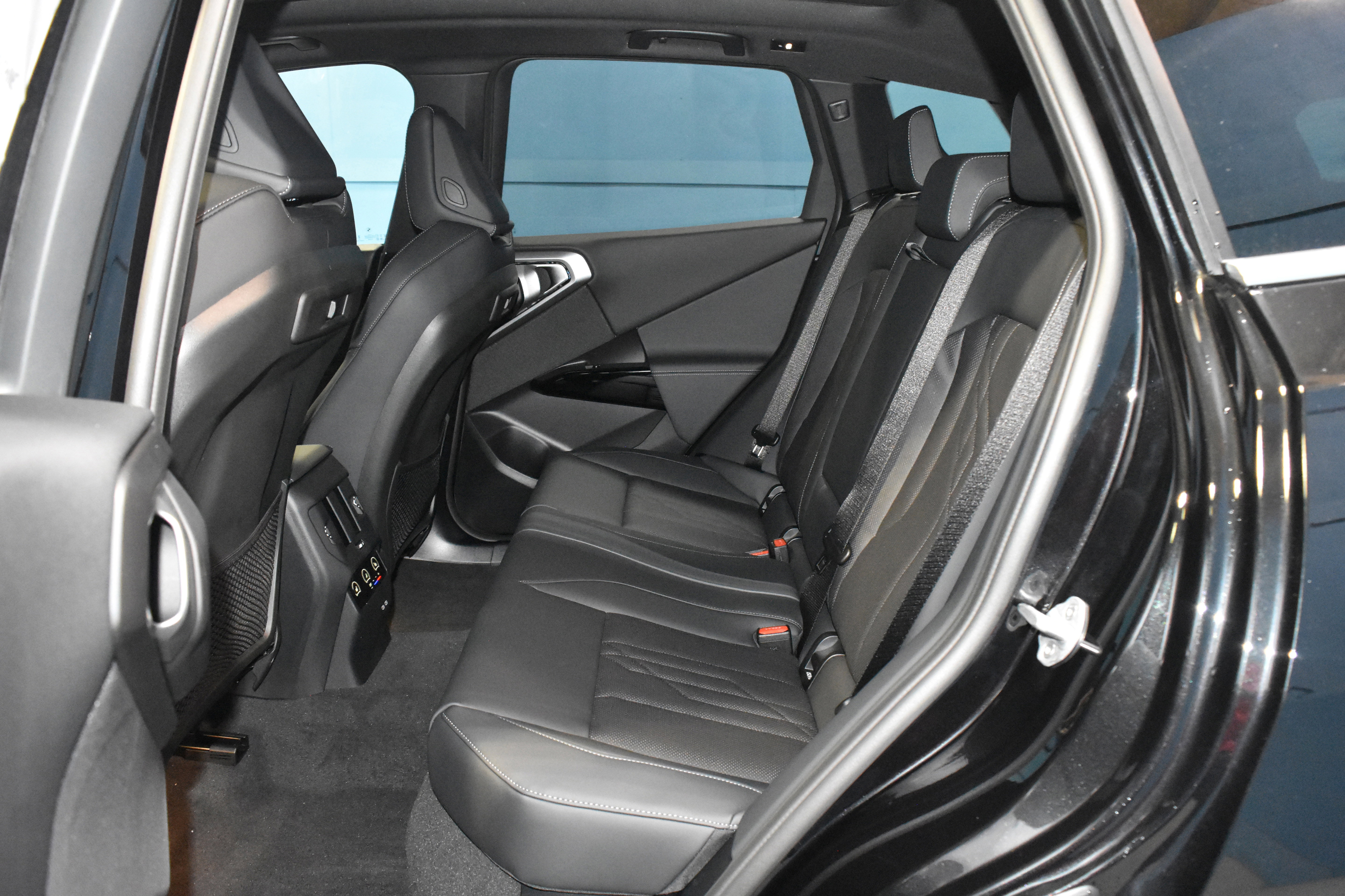 New 2026 BMW X3 xDrive30 w/ Premium Package image 17