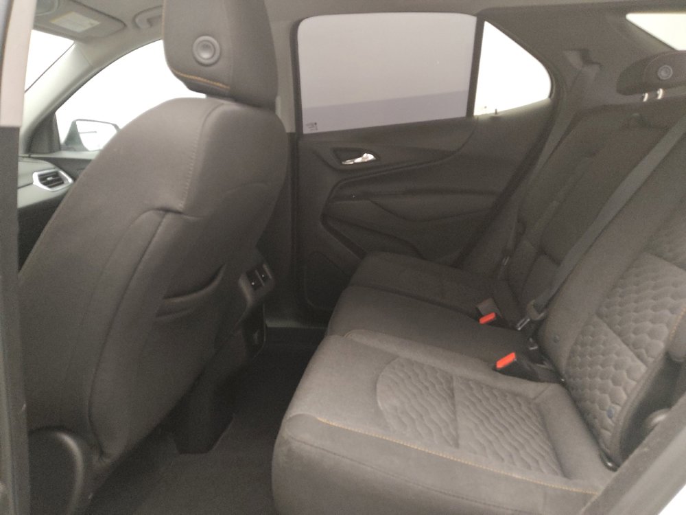 Used 2018 Chevrolet Equinox LT image 18