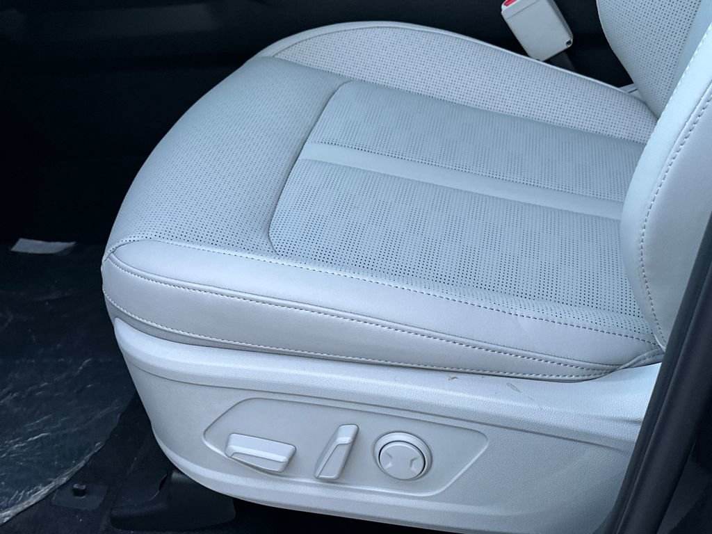 New 2026 Kia Sorento S image 21