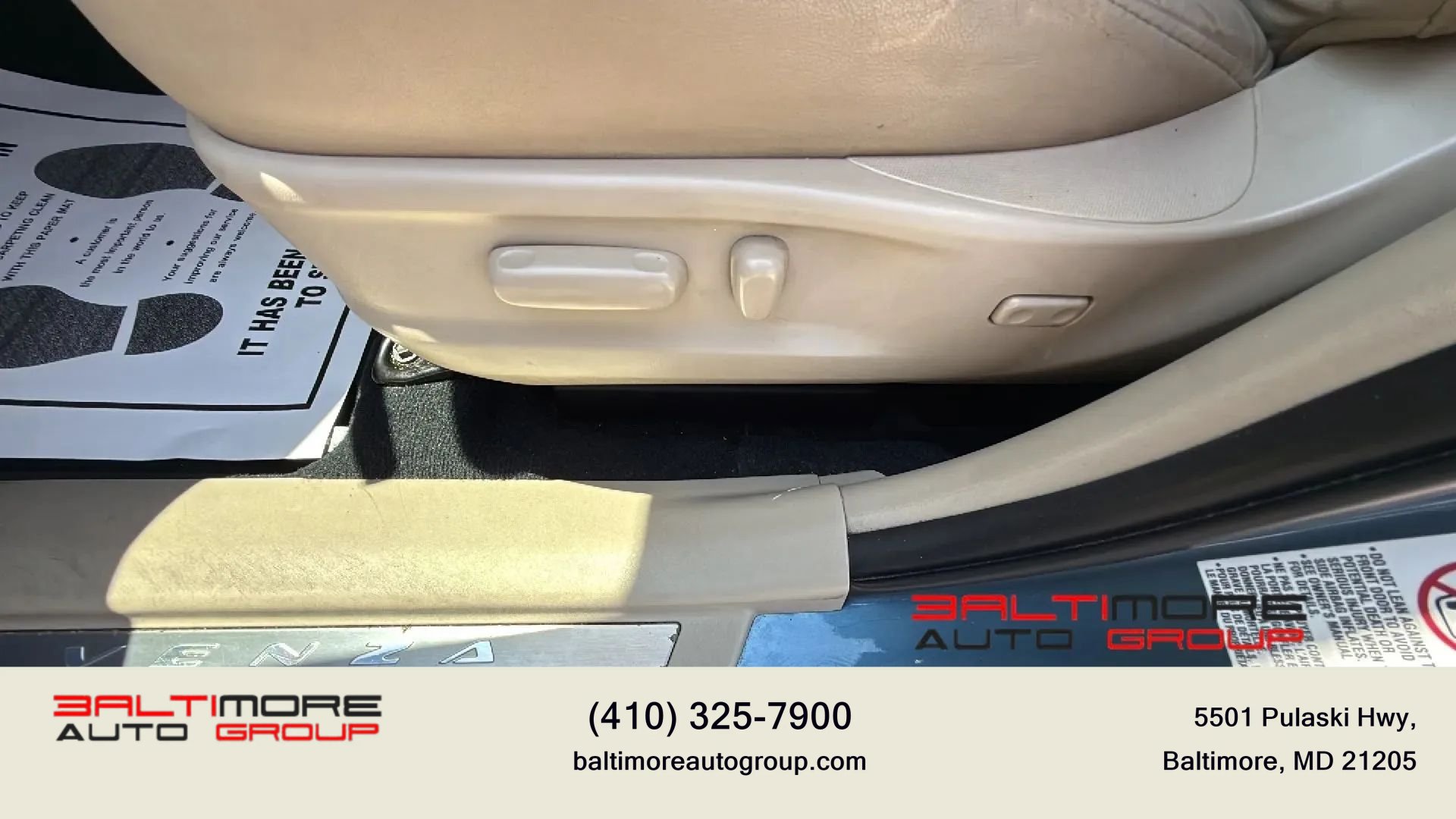 Used 2010 Toyota Venza w/ Comfort Pkg FWD image 32