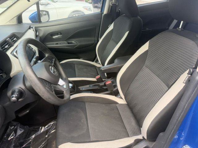 Used 2021 Nissan Versa SV FWD image 14
