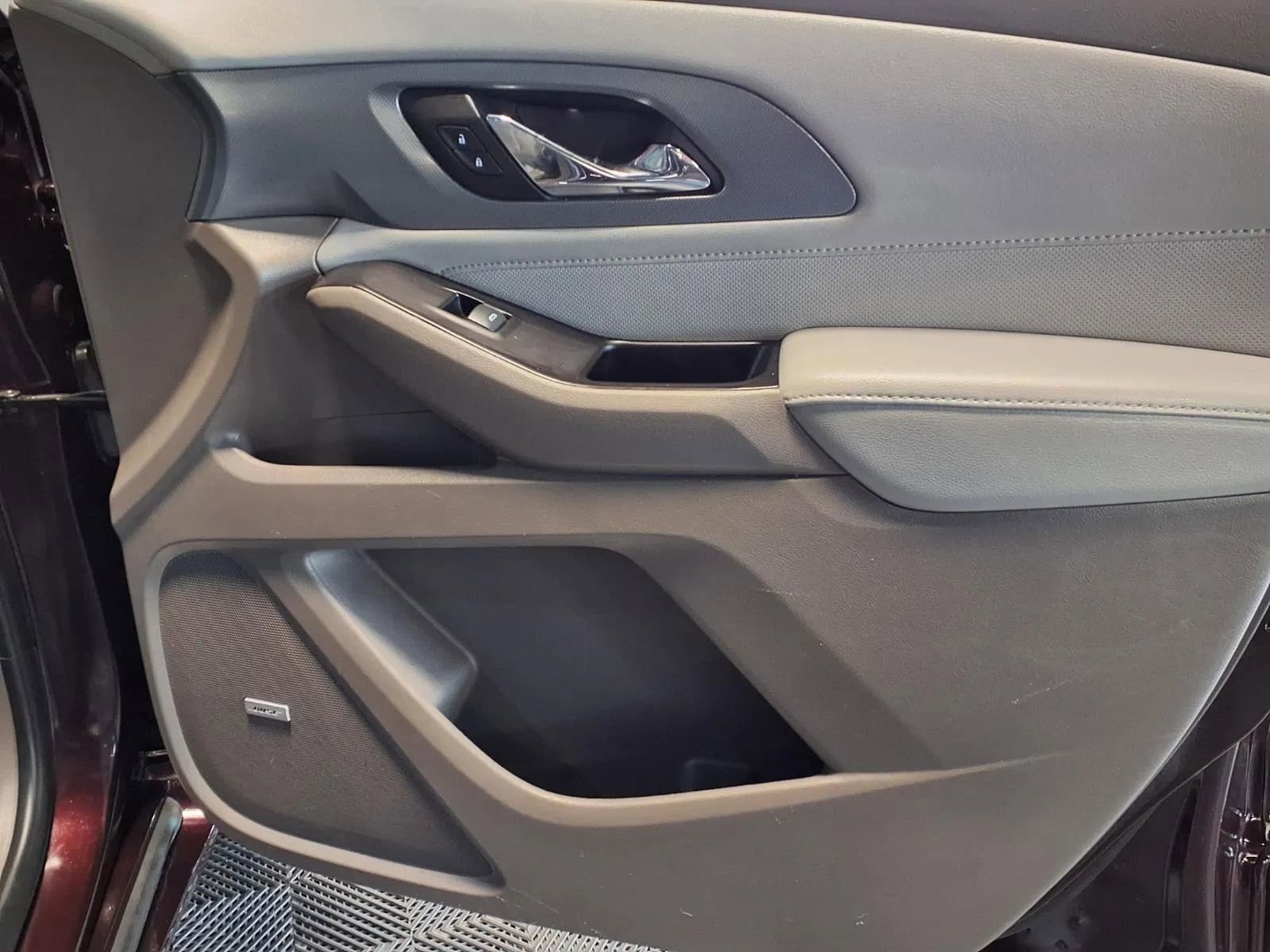 Used 2019 Chevrolet Traverse Premier w/ LPO, Floor Liner Package AWD/4WD image 15