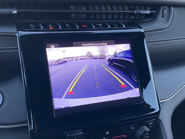 Used 2023 Jeep Grand Cherokee L Altitude image 17