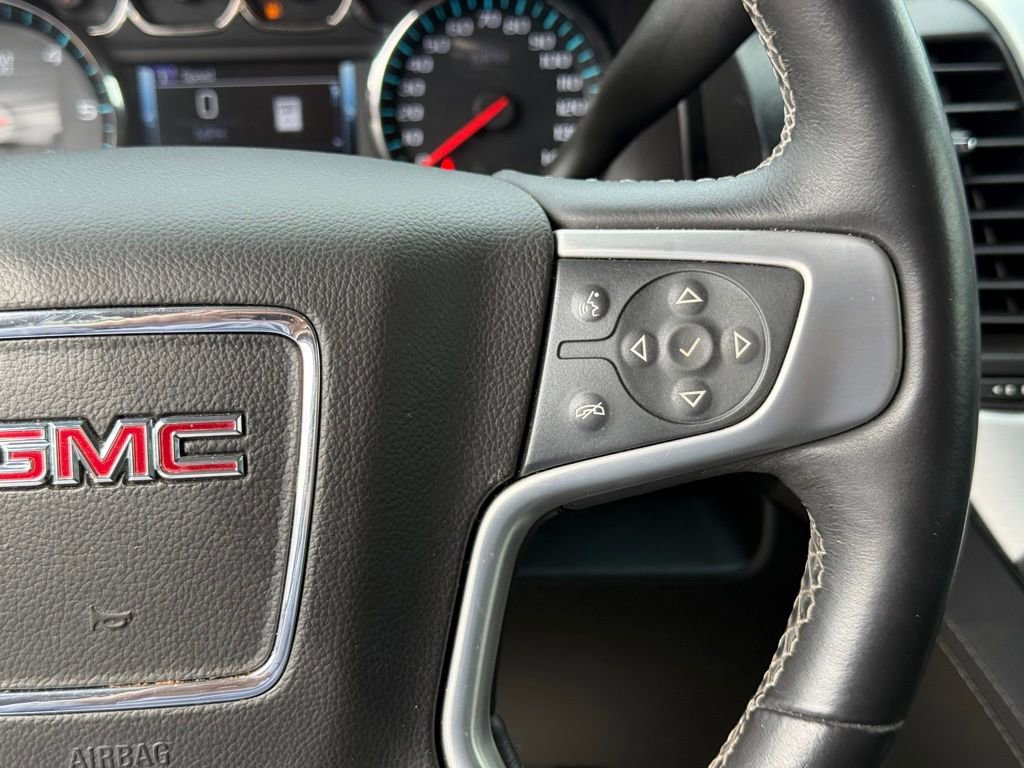 Used 2017 GMC Yukon SLT image 16