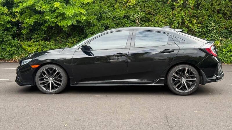 Used 2020 Honda Civic Sport Touring image 4