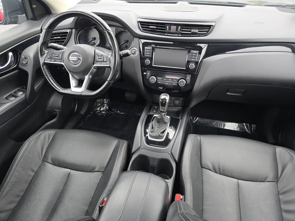 Used 2021 Nissan Rogue Sport SL w/ Premium Package image 25