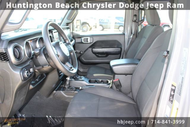 Used 2023 Jeep Wrangler Sport image 26