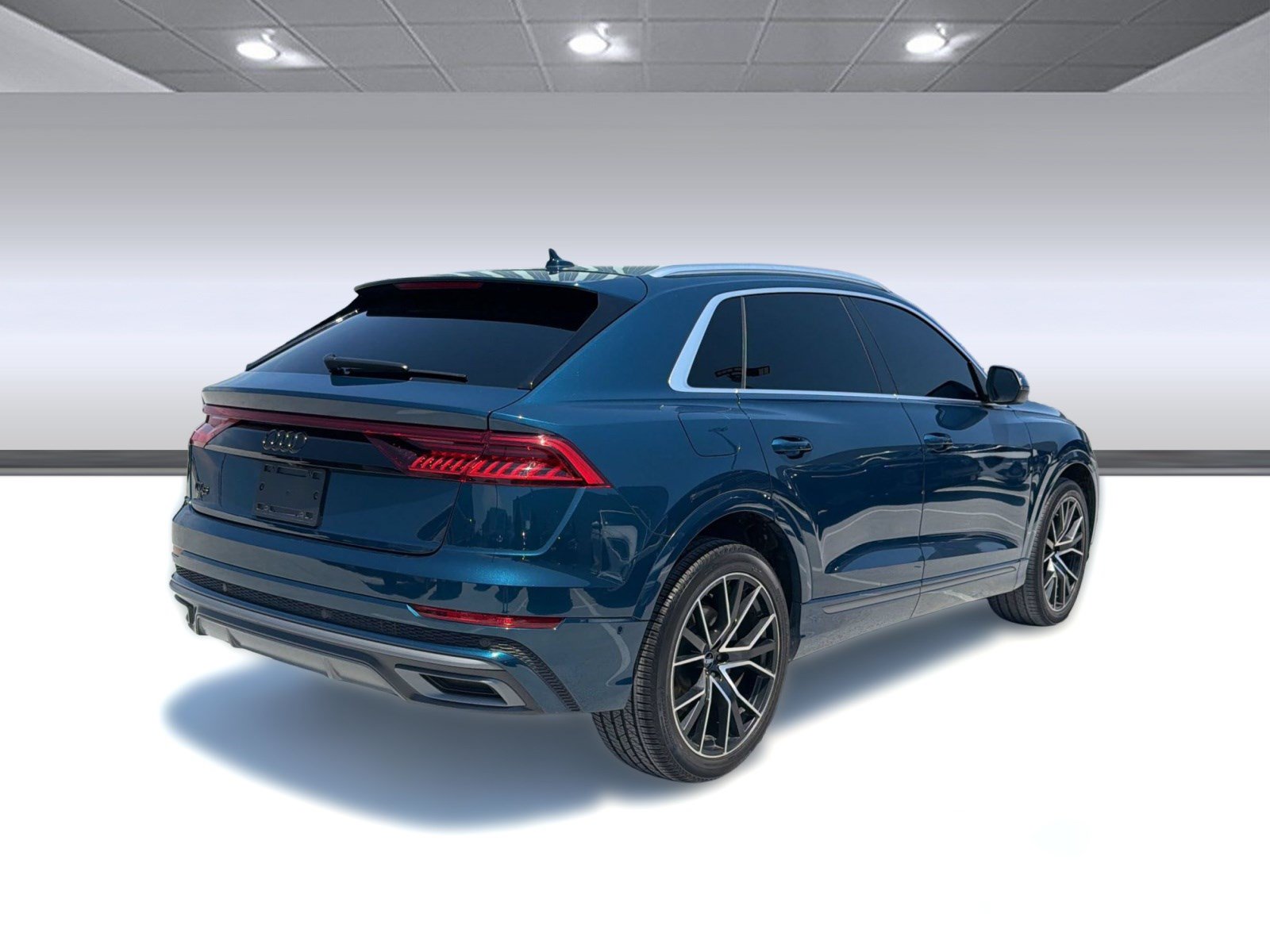 Certified 2022 Audi Q8 Premium Plus AWD/4WD image 9