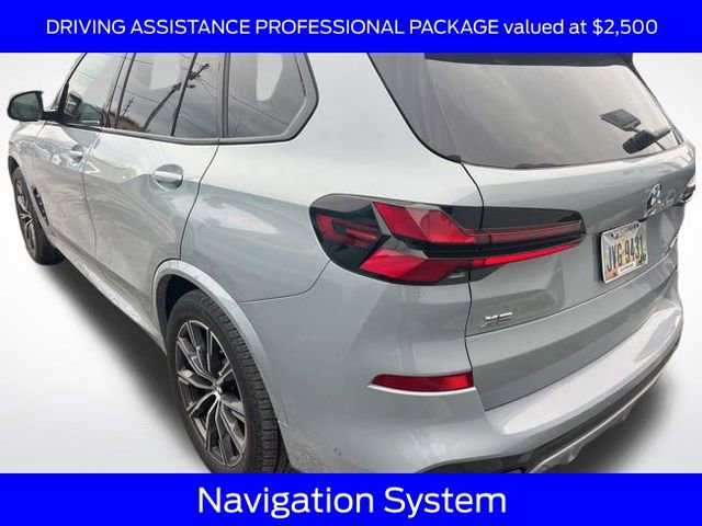 Used 2025 BMW X5 M60i image 3