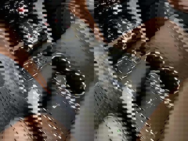 Used 2024 Acura MDX SH-AWD w/ Technology Package image 33