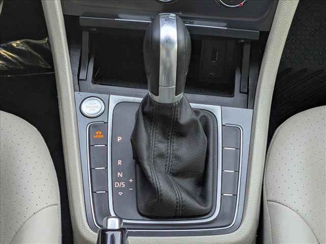 Used 2019 Volkswagen Golf Alltrack SE image 11