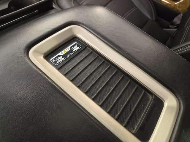 Used 2017 GMC Yukon Denali image 29