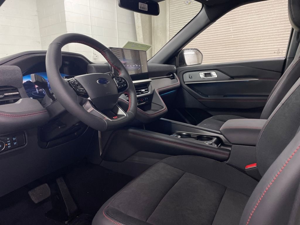 New 2026 Ford Explorer ST image 6