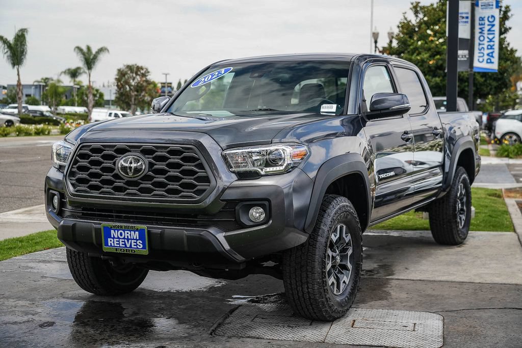 Used 2023 Toyota Tacoma TRD Off-Road w/ Technology Package AWD/4WD image 6