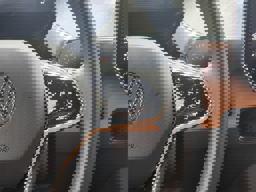 New 2025 Volkswagen ID. Buzz Pro S image 27