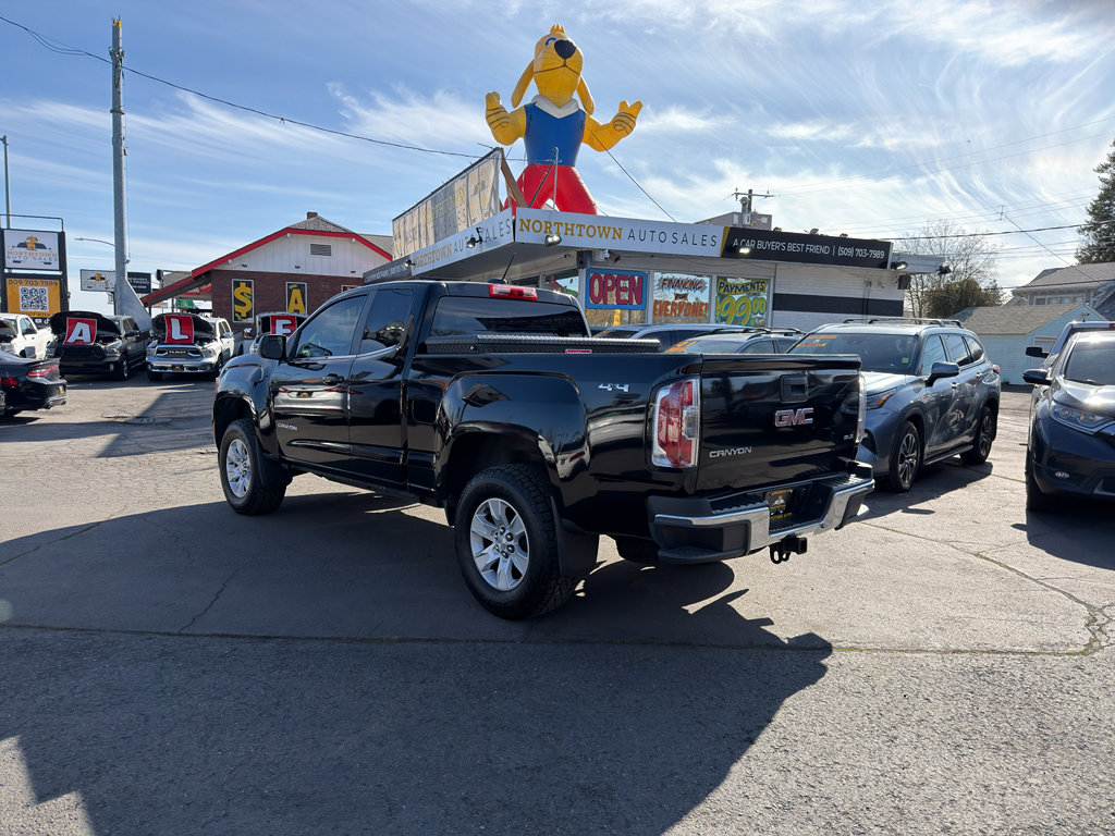 Used 2016 GMC Canyon SLE AWD/4WD image 4