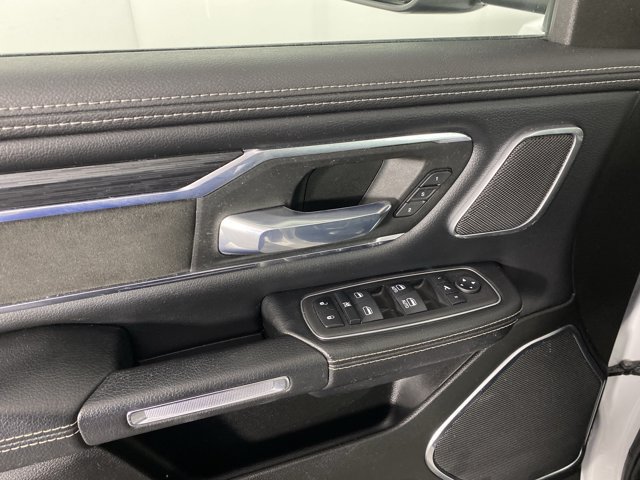 Used 2024 RAM 1500 Laramie AWD/4WD image 19