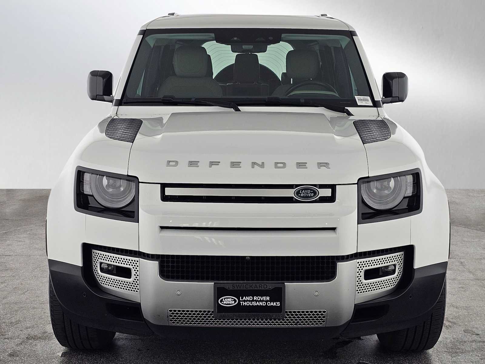 Used 2020 Land Rover Defender 110 HSE AWD/4WD image 8
