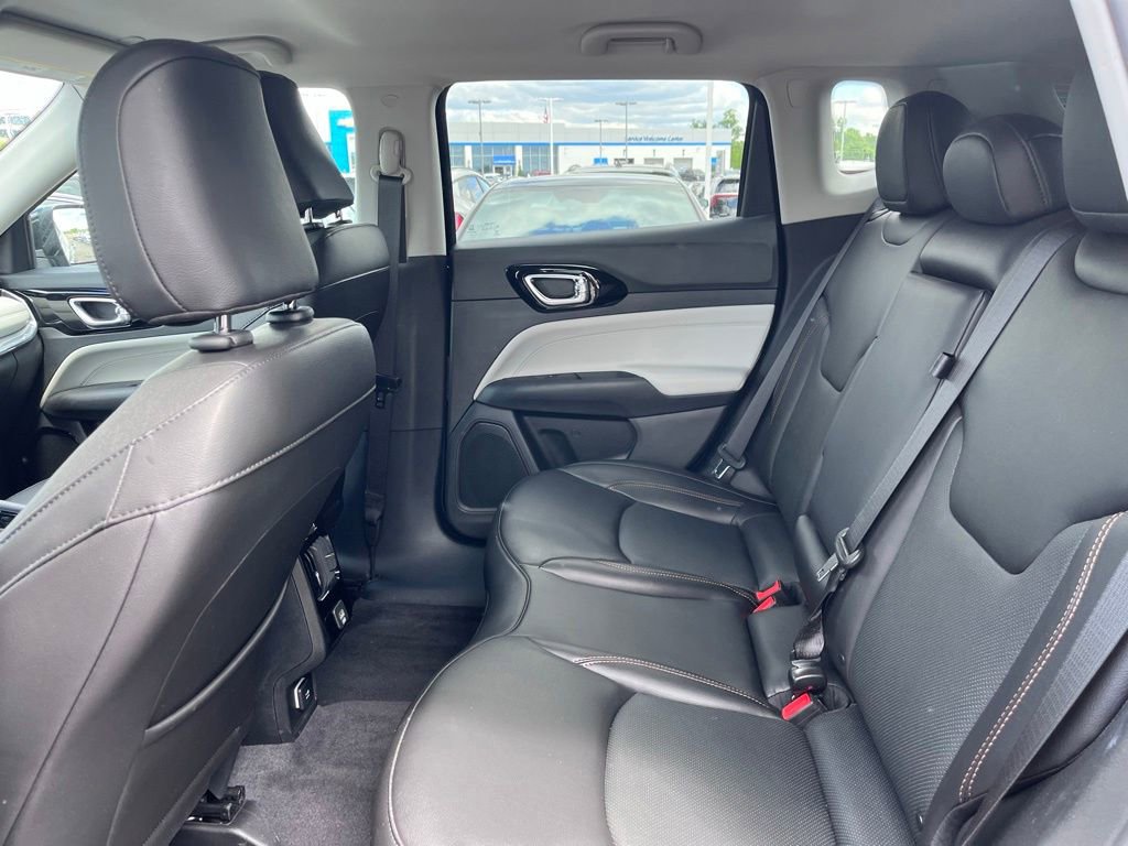 Used 2022 Jeep Compass Limited AWD/4WD image 16
