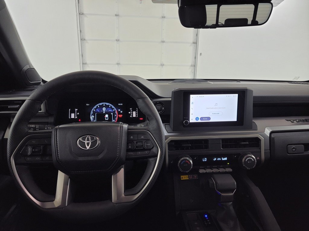 Certified 2024 Toyota Tacoma SR5 AWD/4WD image 10