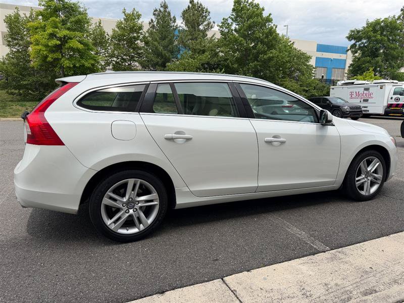 Used 2015 Volvo V60 T5 Premier FWD image 19