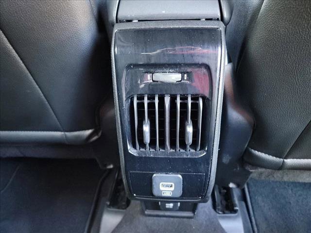 Used 2024 Jeep Compass Latitude w/ Altitude Special Edition AWD/4WD image 17