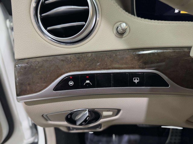 Used 2020 Mercedes-Benz S 450 Sedan image 39