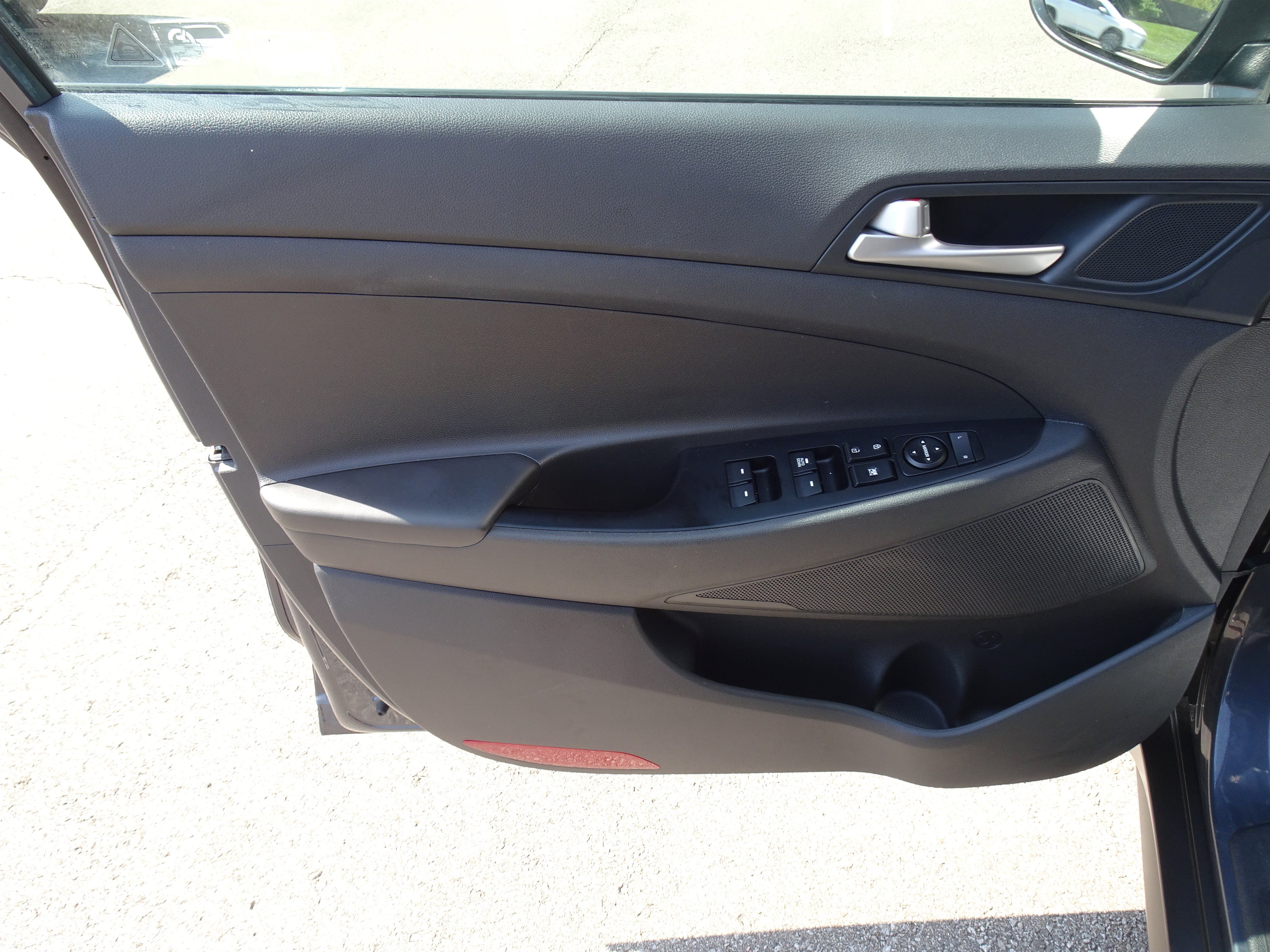 Used 2020 Hyundai Tucson SE AWD/4WD image 12