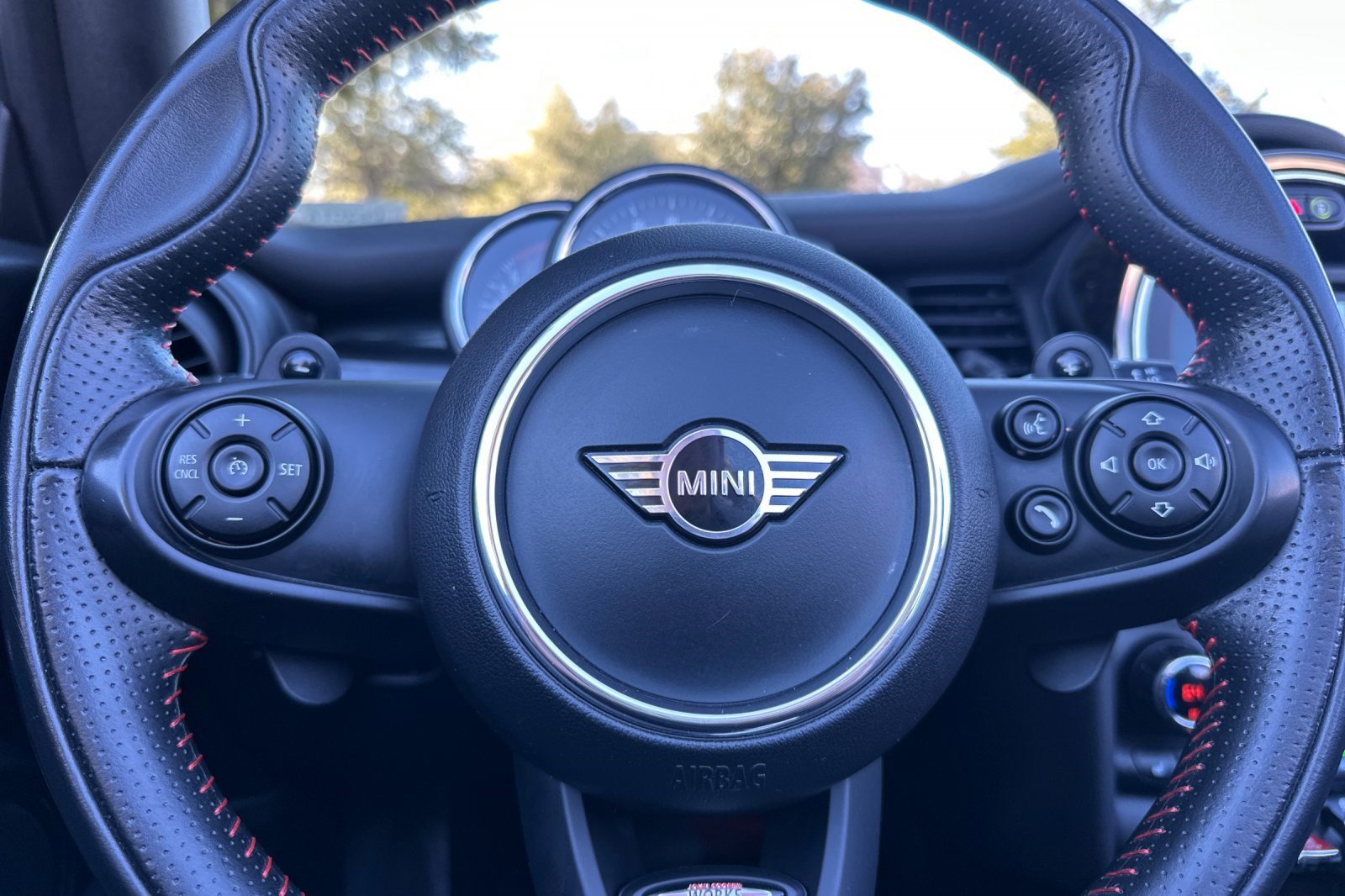 Used 2020 MINI Cooper S image 27