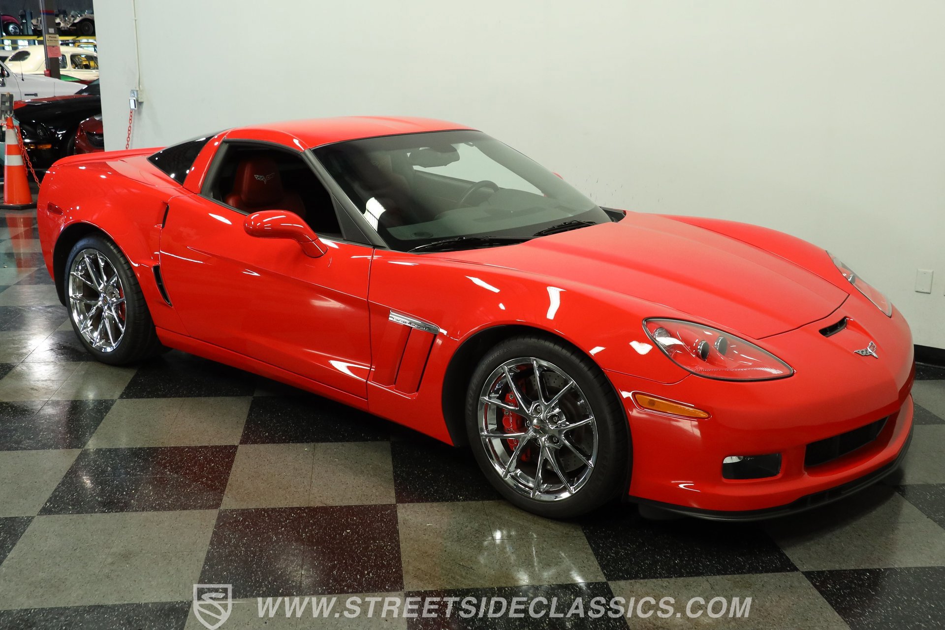 Used 2013 Chevrolet Corvette Grand Sport w/ 2LT Preferred Equipment Group RWD image 14