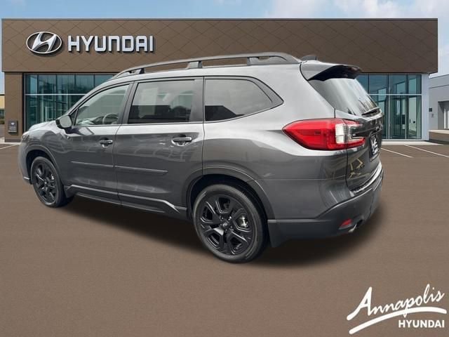 Used 2025 Subaru Ascent Bronze Edition image 3