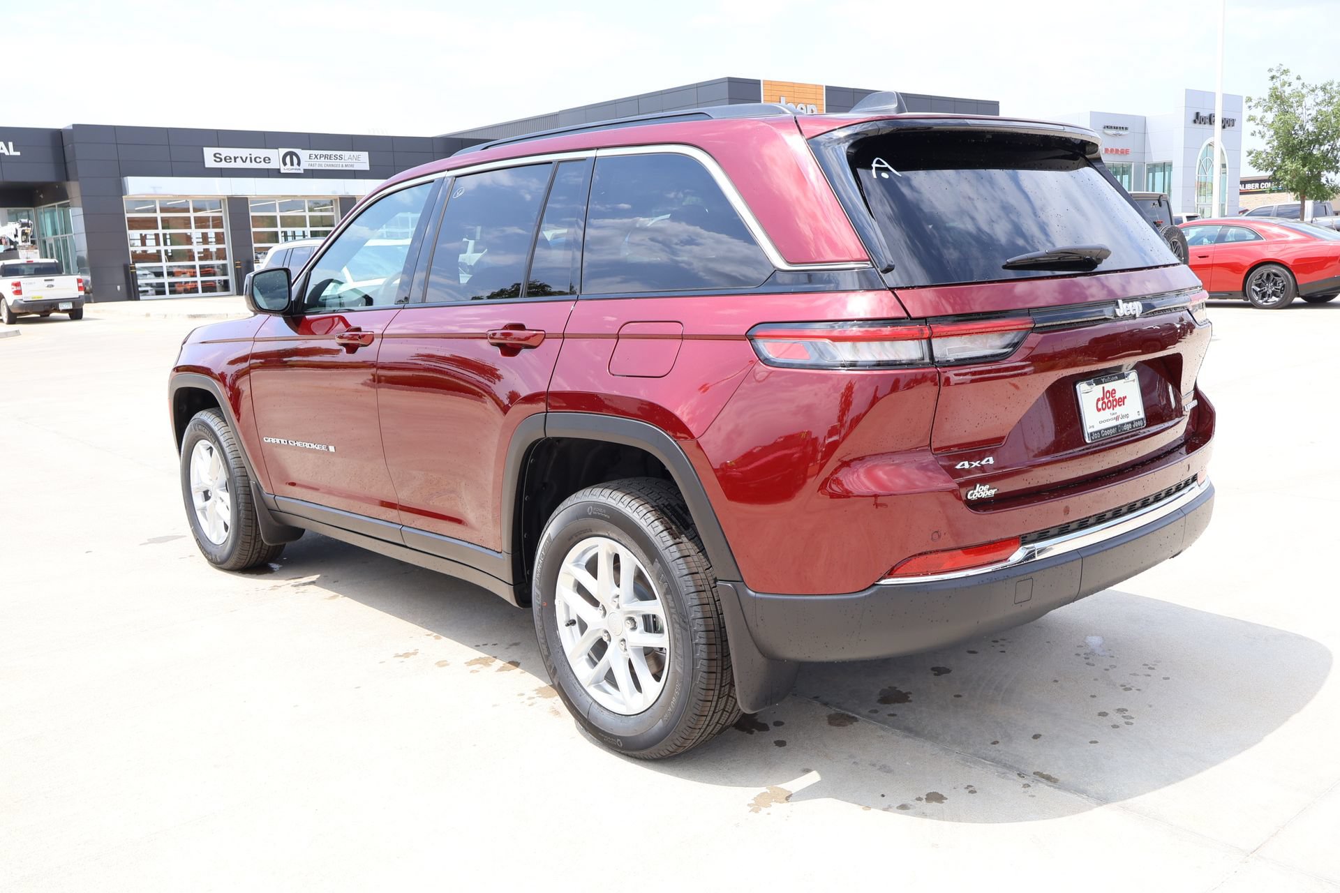 New 2026 Jeep Grand Cherokee Laredo X AWD/4WD image 23
