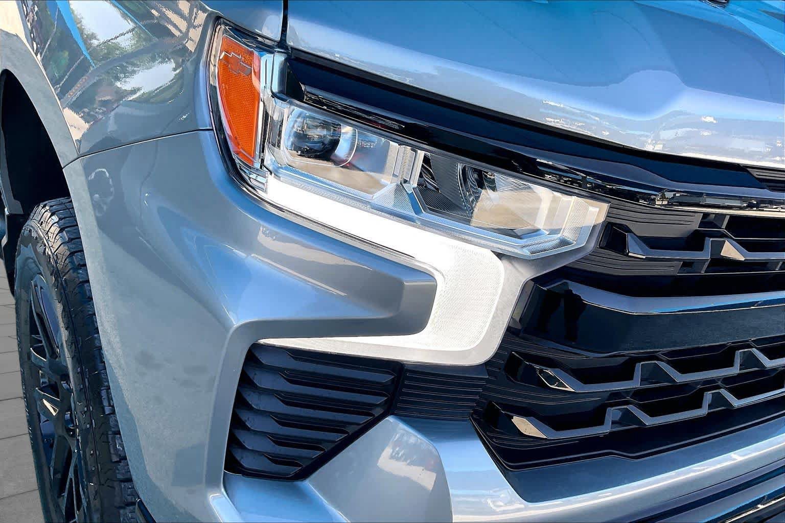 Used 2026 Chevrolet Silverado 1500 LT Trail Boss w/ LT Trail Boss Premium Package AWD/4WD image 28