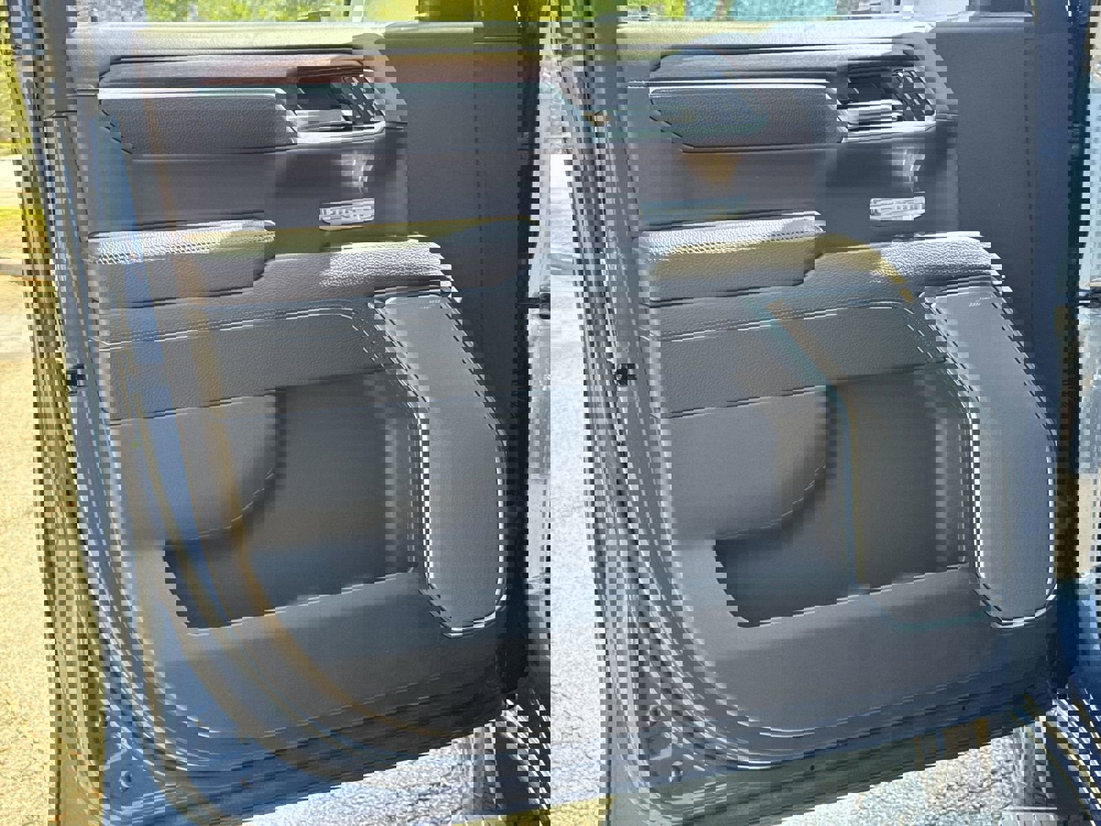 Certified 2025 GMC Sierra 1500 Denali w/ Denali Reserve Package image 14