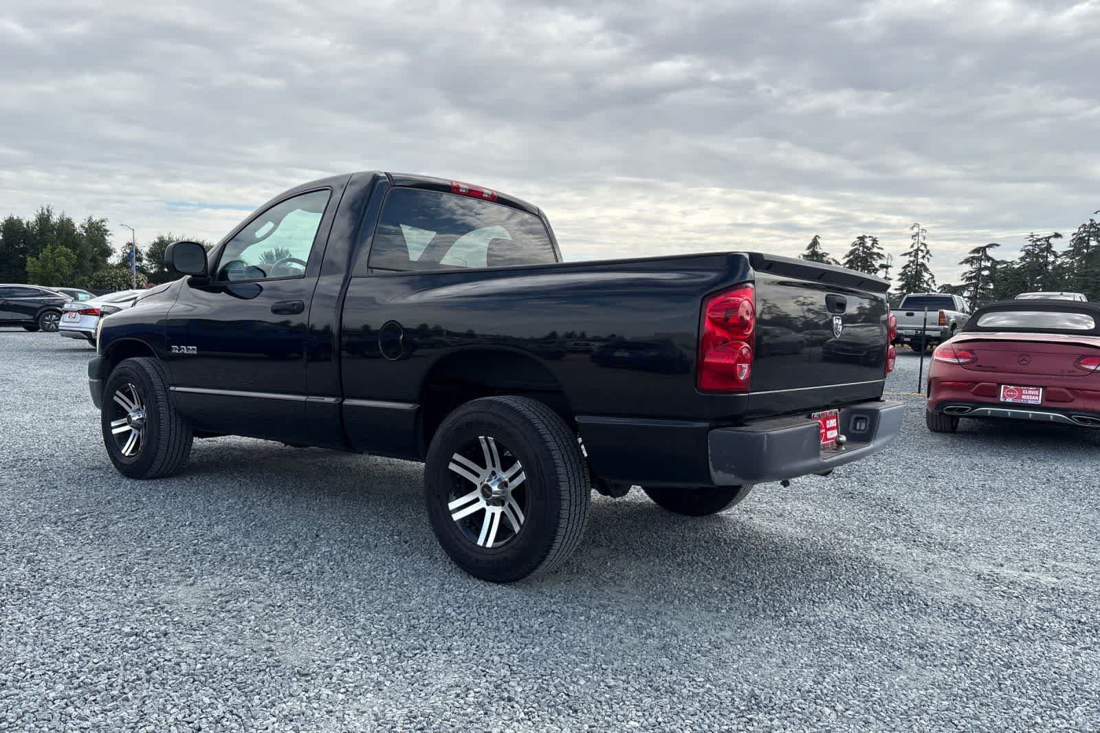 Used 2008 Dodge Ram 1500 Truck ST w/ Popular Equipment Group RWD image 6