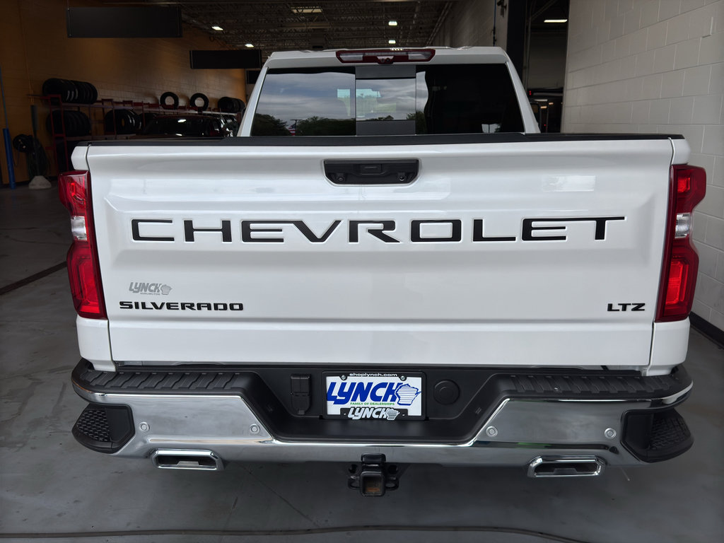 Used 2025 Chevrolet Silverado 1500 LTZ AWD/4WD image 4