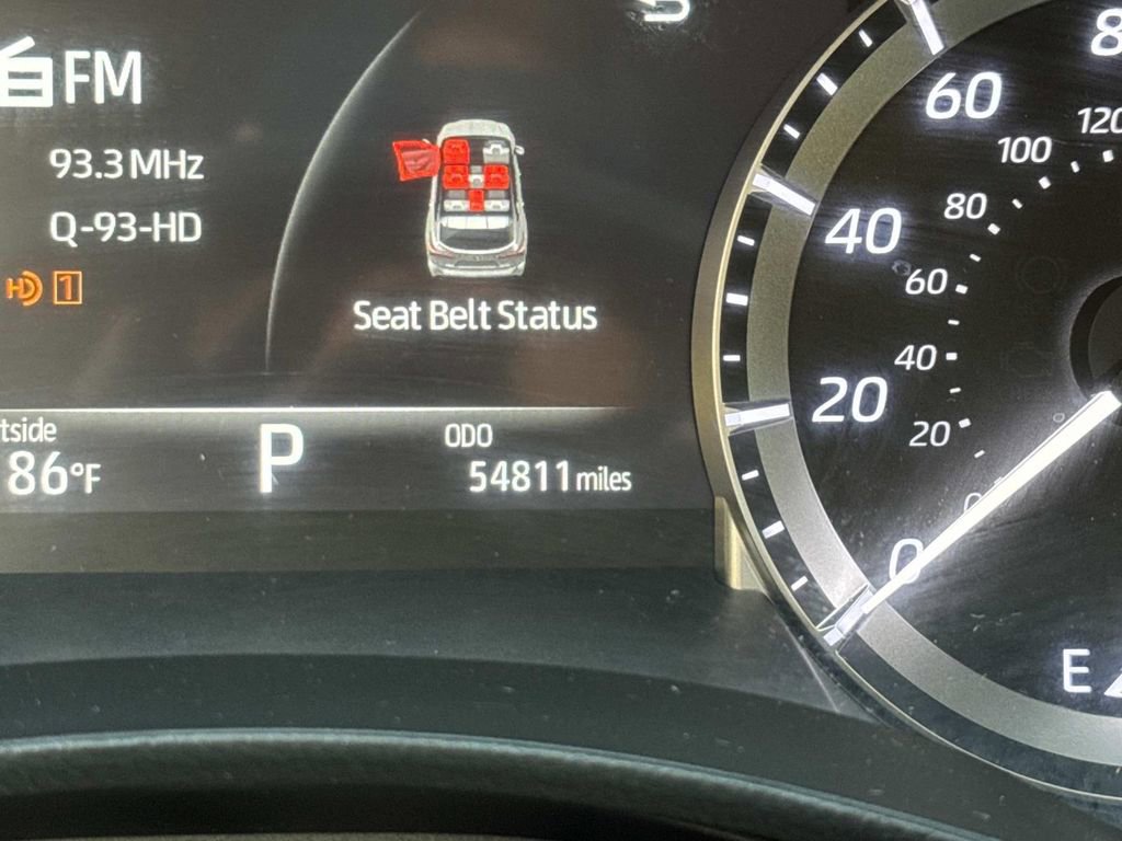 Used 2023 Toyota Highlander LE image 28