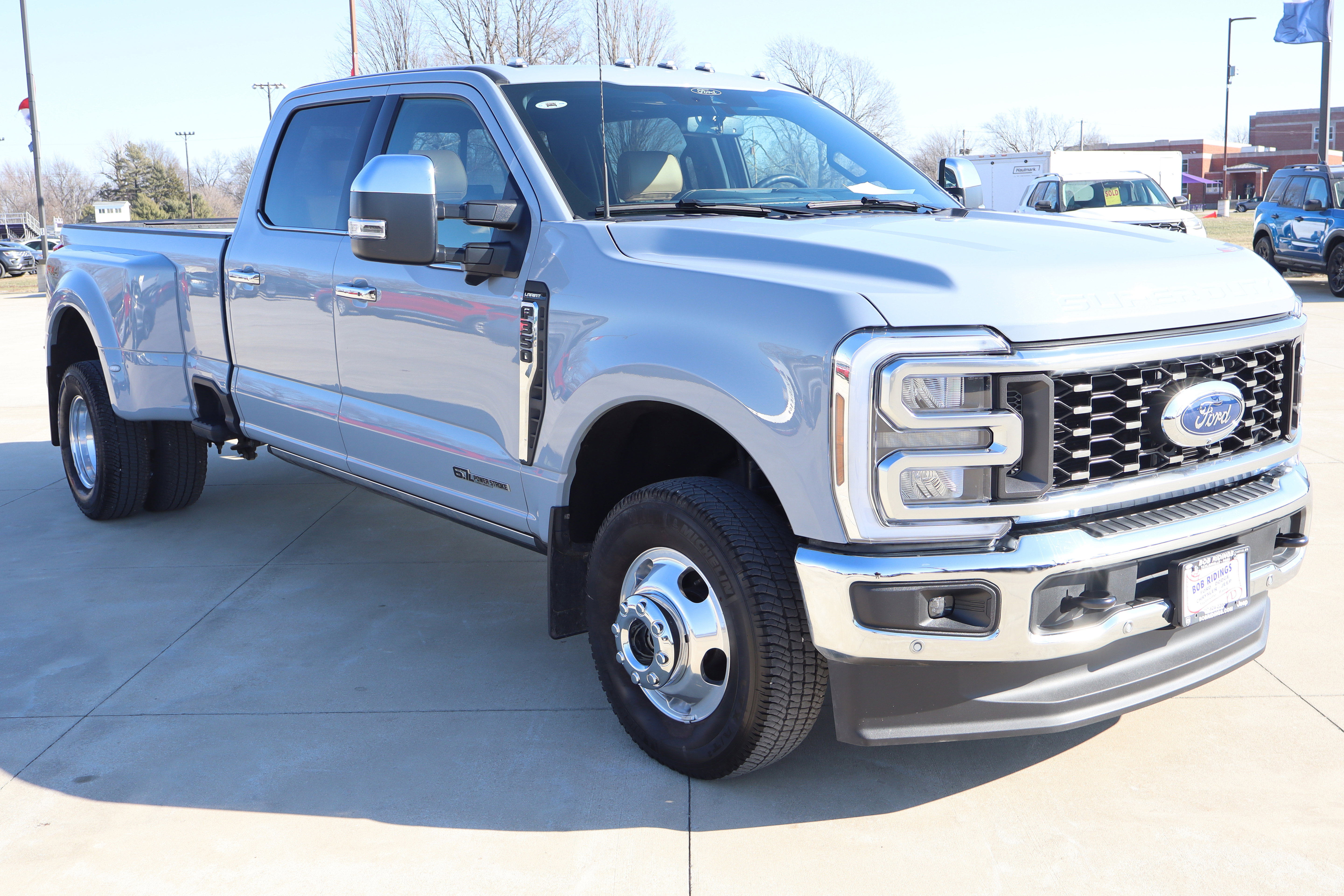 Used 2025 Ford F350 Lariat w/ Lariat Ultimate Package image 4